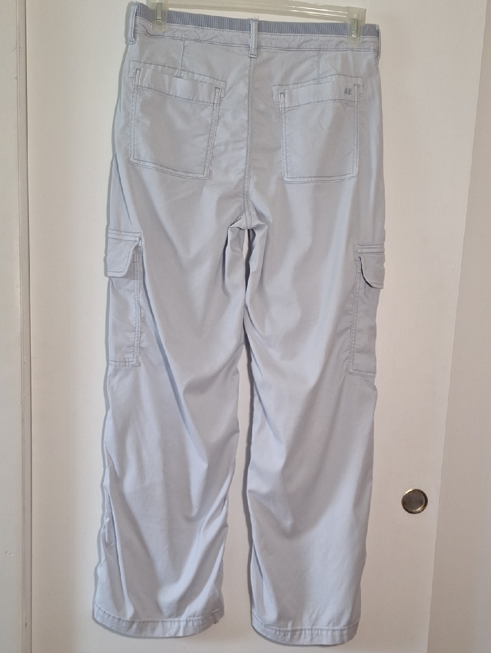 American Eagle High-Rise Baggy Wide Leg Cargo Pants Womens Sz 8 R Light Blue - Picture 6 of 11